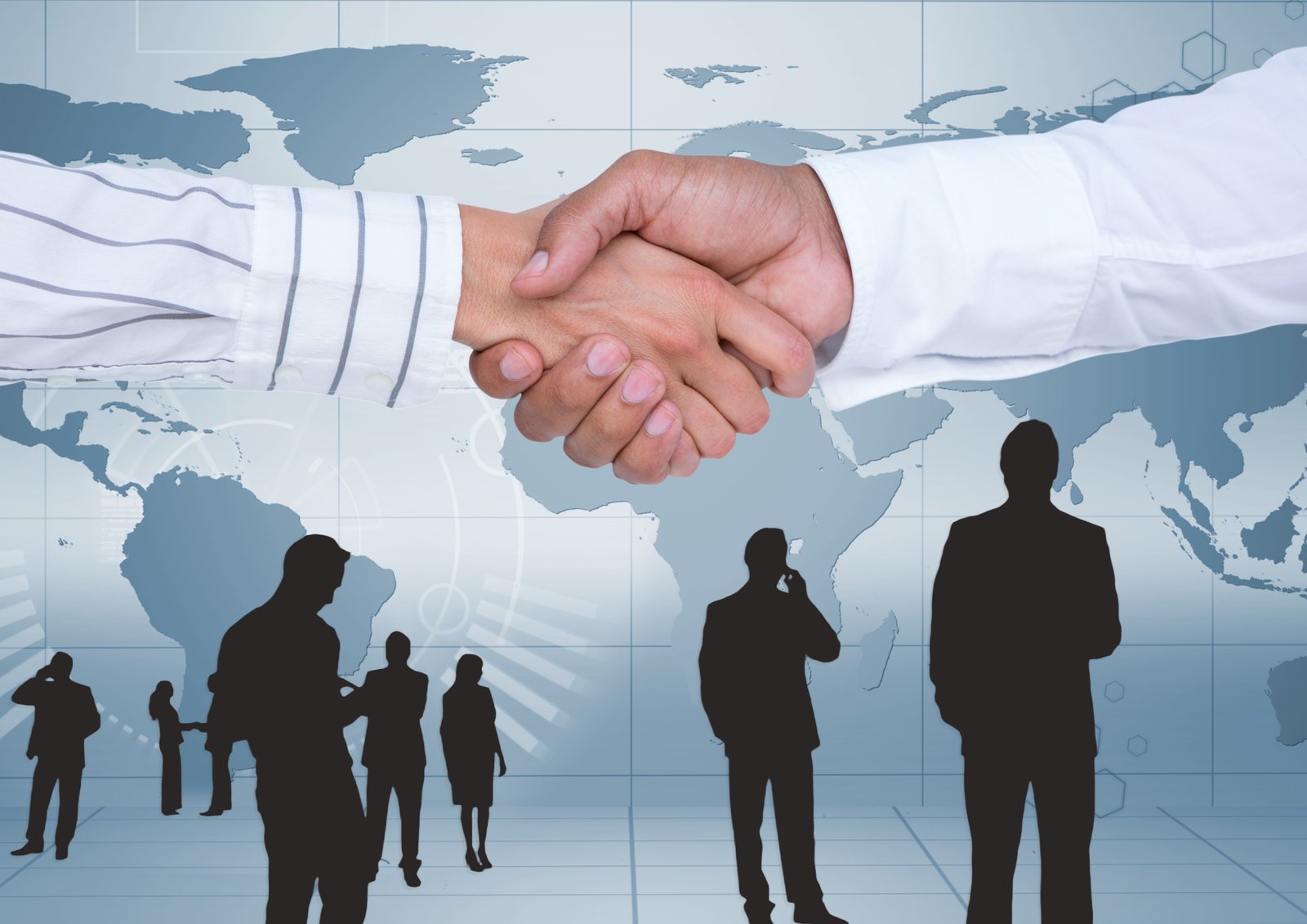 Business Etiquette Across the Middle East: UAE vs. Saudi Arabia